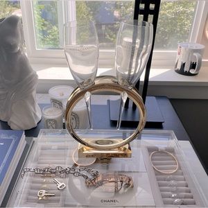 MOËT ET CHANDON CHAMPAGNE GLASS SET WITH STAND